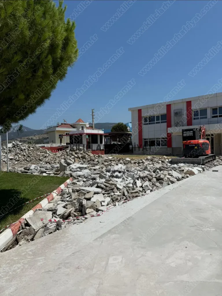 izmir hafriyat bina kat yikim dolgu tesfiye bahce duzenleme kazi isleri altyapi calismalari jcb kiralama kiliclar hafriyat 18